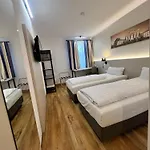 Отель Plaza Berlin Sued 3*