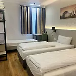 Plaza Berlin Sued 3*