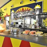 Plaza Berlin Sued Отель 3*
