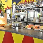 Plaza Berlin Sued Отель