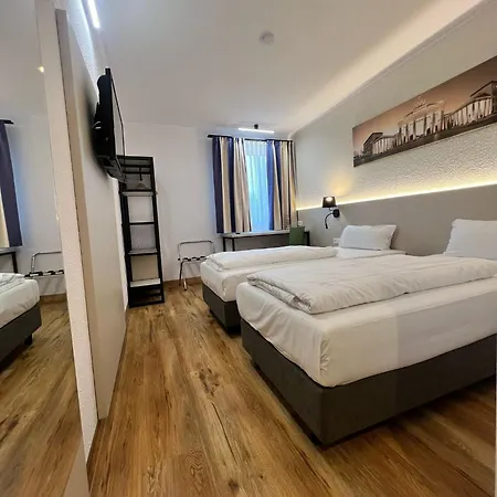 Plaza Berlin Sued 호텔 3*