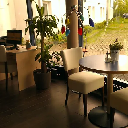 Plaza Berlin Sued Hotell