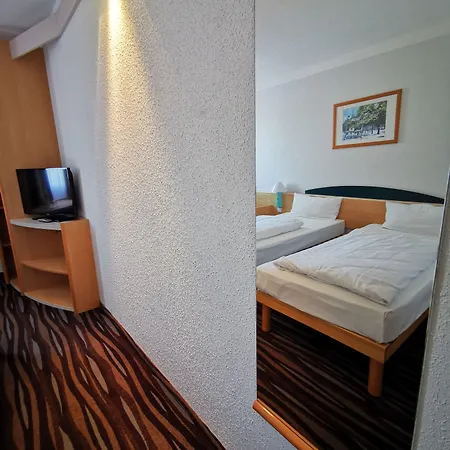 Plaza Berlin Sued 호텔