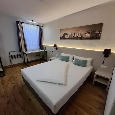 Plaza Berlin Sued Hotel 3*