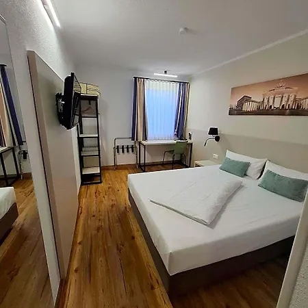 Plaza Berlin Sued 3*