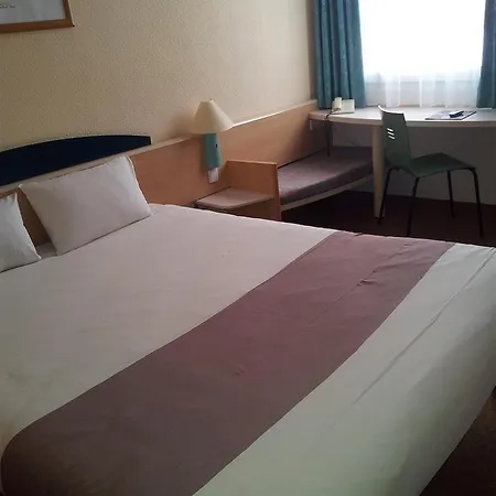 호텔 Plaza Berlin Sued 3*