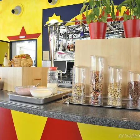 Plaza Berlin Sued 호텔 3*